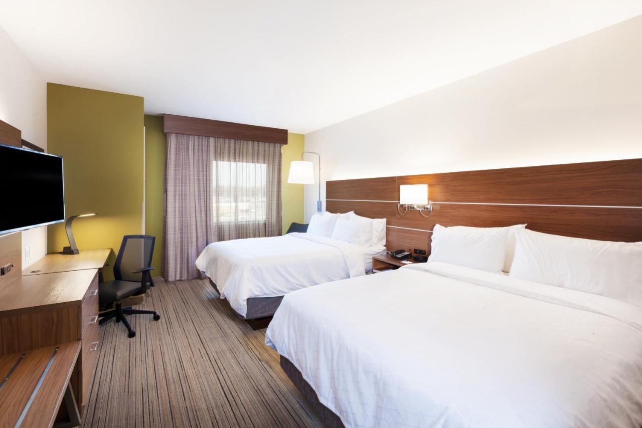 Holiday Inn Express & Suites - Lenexa - Overland Park Area By Ihg Exterior photo