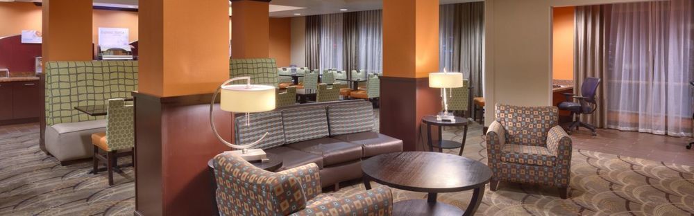 Holiday Inn Express & Suites - Lenexa - Overland Park Area By Ihg Exterior photo